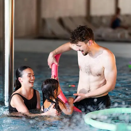 Wave Club Apartament *